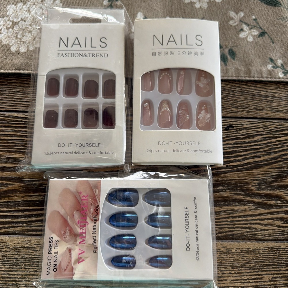 3 BOXES NATURAL PRESS ON NAILS DO IT YOURSELF 24‎ Pieces Each NEW!